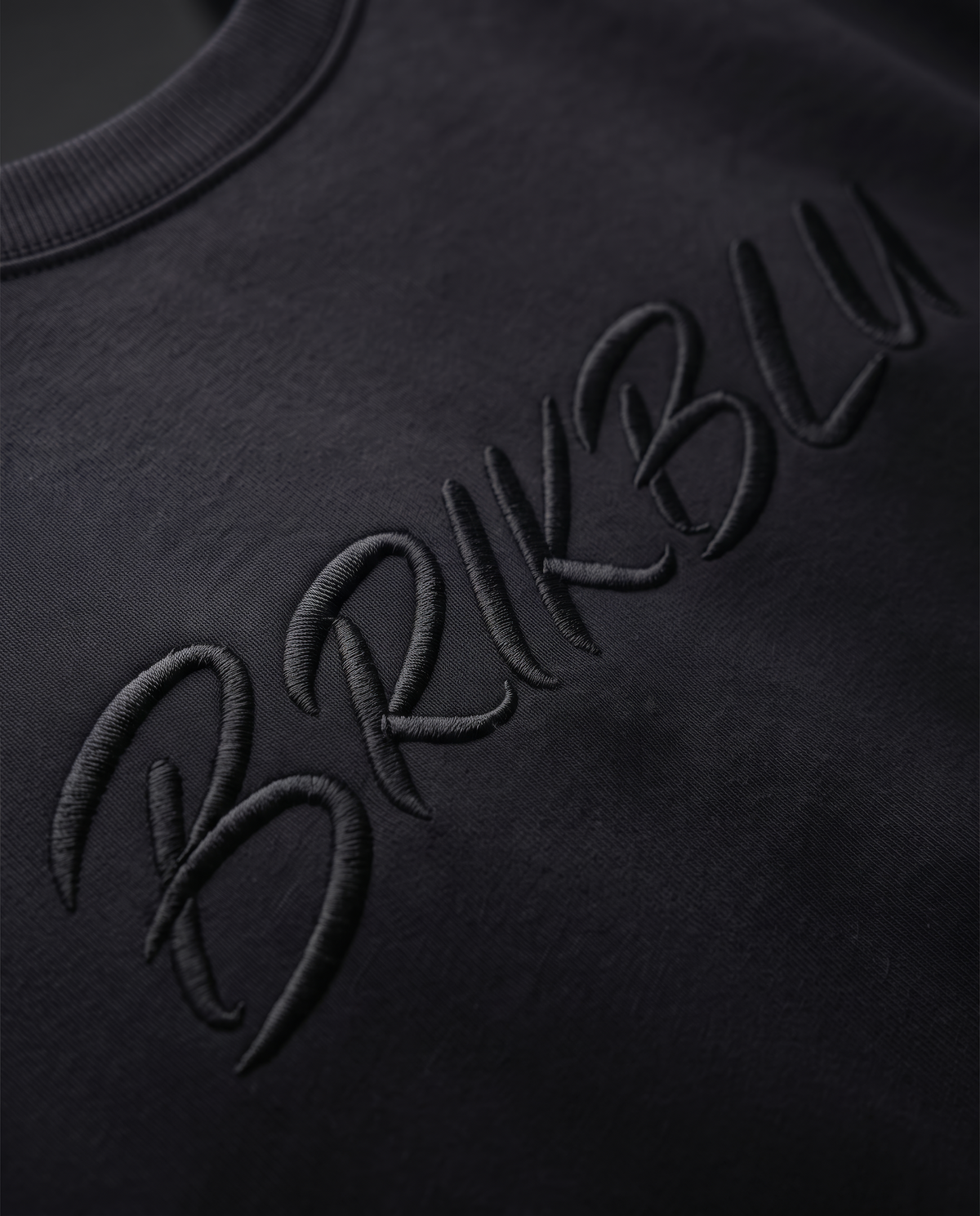 BLACK SIGNATURE