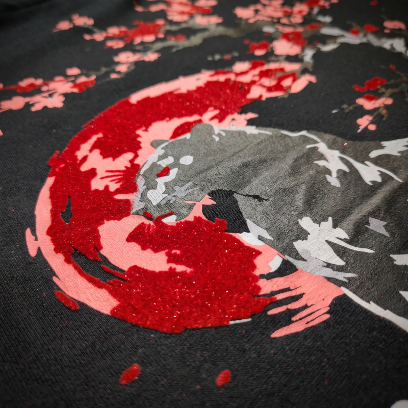 CRIMSON HOWL